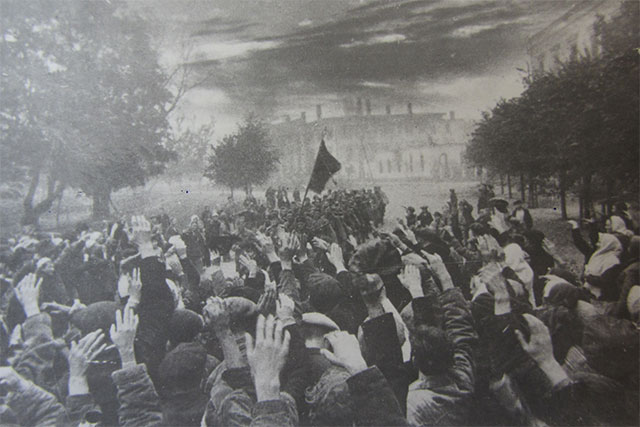 Полтавці зустрічають своїх визволителів, 23 вересня 1943 рік