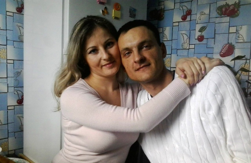 Олег Золотченко (слева) с женой