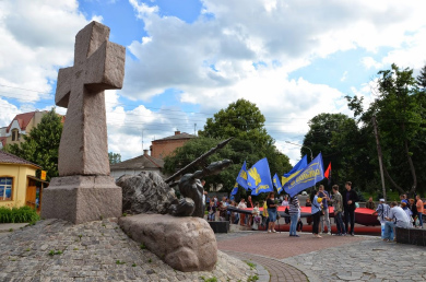 У Полтаві вшанували пам’ять Євгена Коновальця