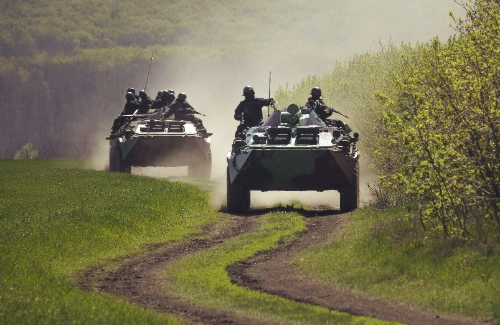Український військовий на Сході країни