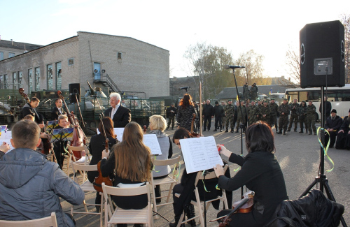 Полтавський оркестр у Слов'янську