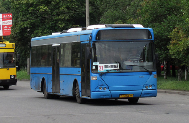 «Кільцевий» автобус у Полтаві