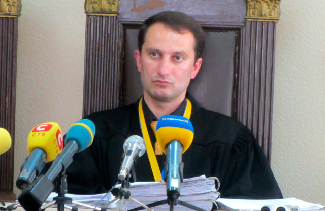 Судья Антонов