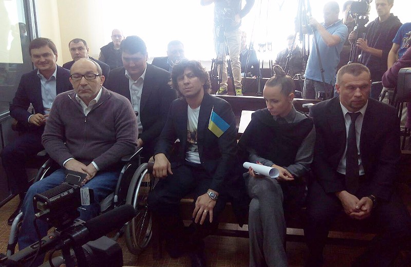 Геннадий Кернес и Эльбрус Тедеев в Киевском районном суде Полтавы