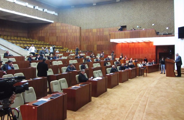 Громадські обговорення питань другої сесії обласної ради