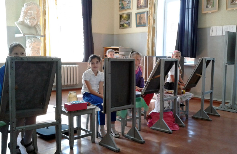 Учні Полтавської художньої школи