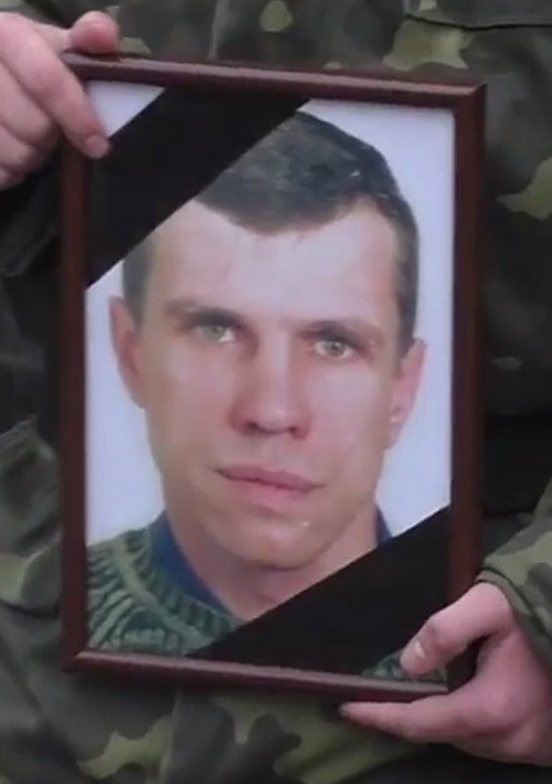 Дмитро Гречко — боєць 15-го батальйону 128-ої бригади ЗСУ. Загинув 14 січня 2015 року під час мінометного обстрілу позицій батальйону поблизу Дебальцевого.