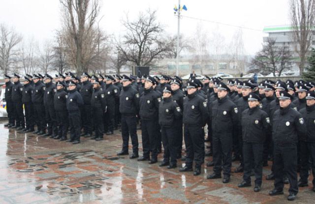 250 кременчуцьких патрульних поліцейських виголосили слова Присяги