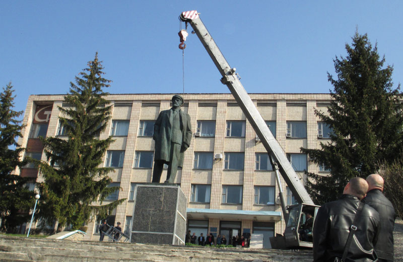 Спроба демонтажу пам’ятника Леніну у Великій Багачці