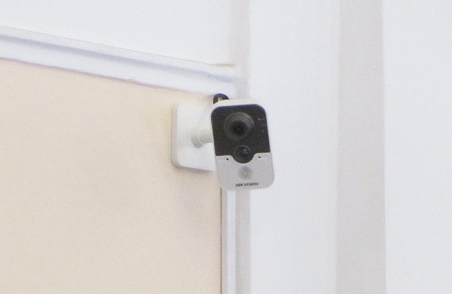 Камера у сесійній залі Полтавської міськради