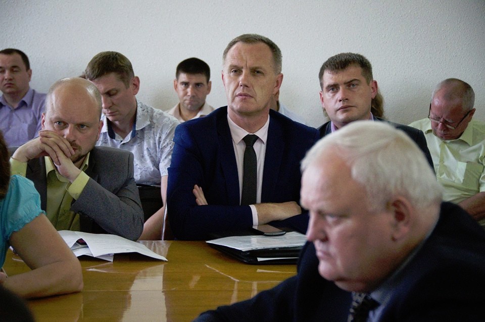 Голова Новосанжарської РДА Сергій Бульбаха (посередині)