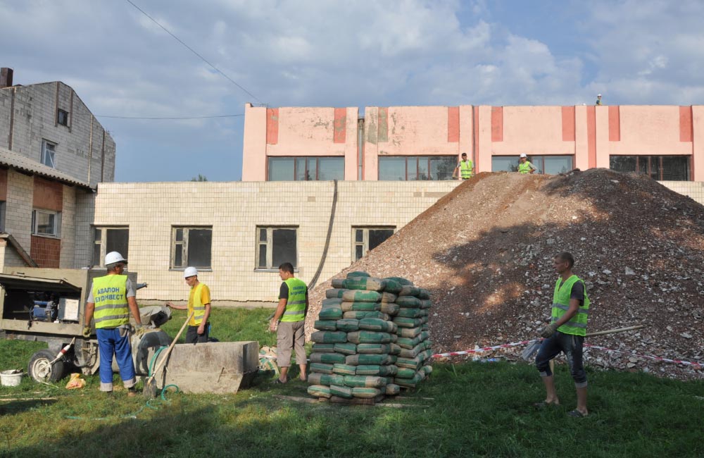 Будівництво спорткомплексу у Решетилівському професійному аграрному ліцеї