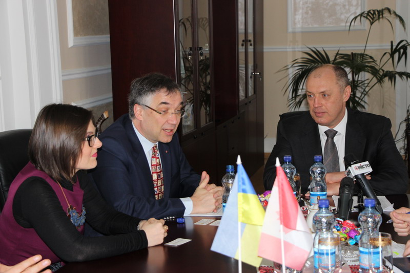 Зустріч з Надзвичайним і Повноважним Послом Канади в Україні Романом Ващуком