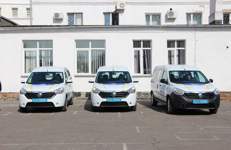 Три новеньких Renault Dokker