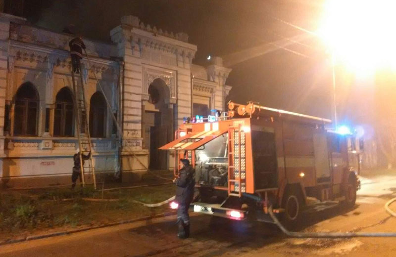 Пожежа в історичній будівлі на вул. Пилипа Орлика, 15