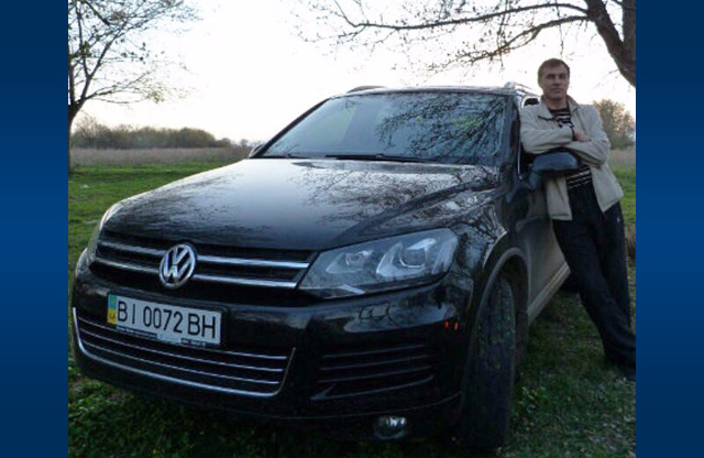 Юрій Безніщенко та його Volkswagen Touareg, який було знайдено в с. Гутирівка