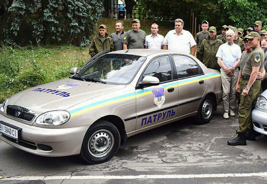 Службовий автомобіль формування «Щит Миргородщини» з номером ВІ 5840 СІ
