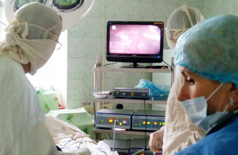 Операція з використанням лапароскопа у 4-й міській клінічній лікарні Полтави