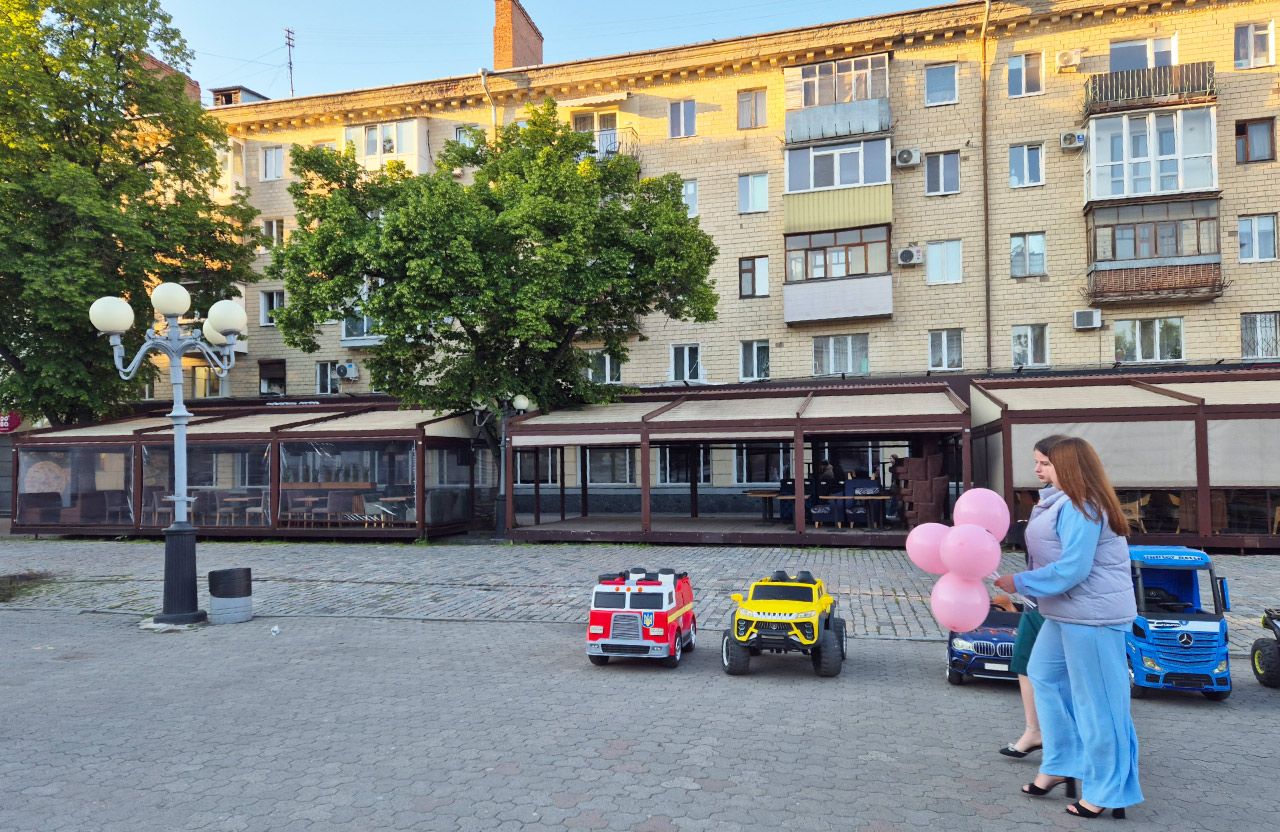 Літні майданчики «Болоньєтти» та «Тераса — території м’яса»