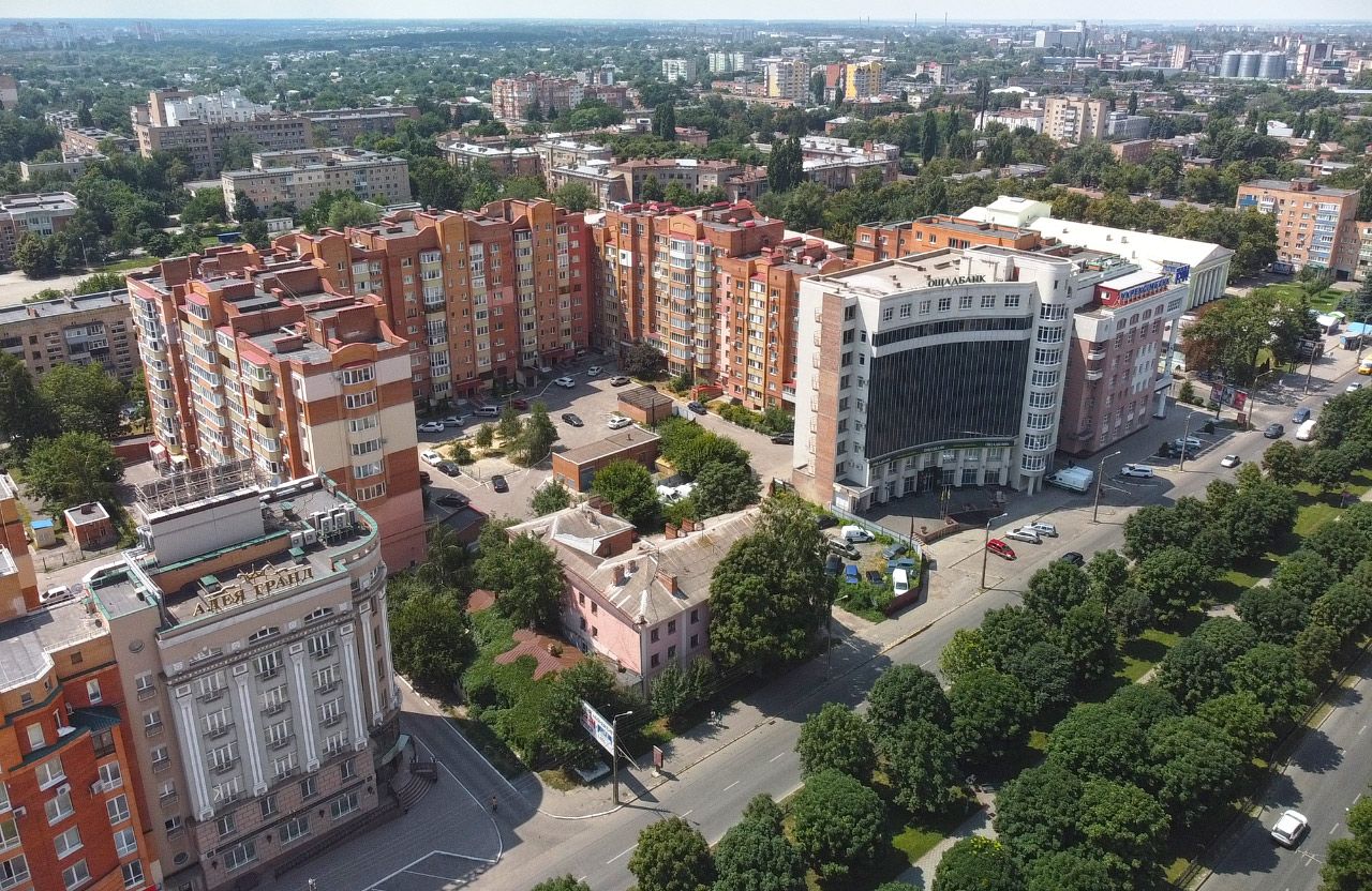 Вид на квартал між вулицями Соборності, Симона Петлюри, капітана Володимира Кісельова та УПА