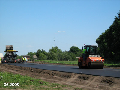 Завершальний етап будівництва нової дороги