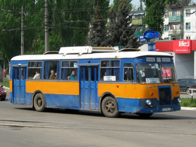 ЛиАЗ-677М в Кременчуге