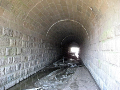 Супруновский широкий водный тоннель