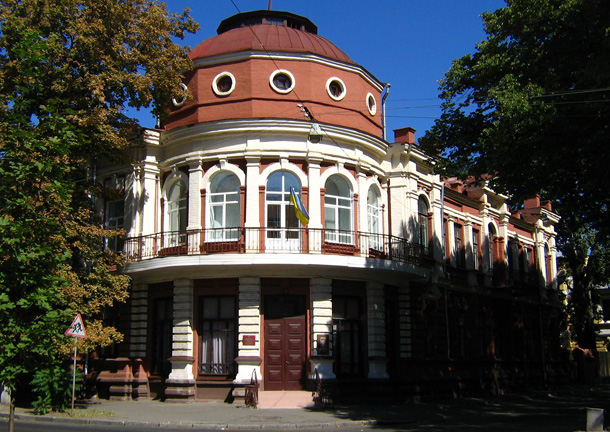 Державний архів Полтавської області (корпус №1). Фото