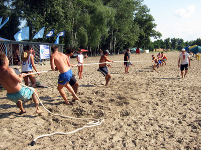 «Молоді регіони» провели в Полтаві чемпіонат з пляжного волейболу