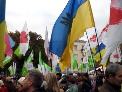 У Полтаві «Фронт змін» розпочав акцію «Україна проти Януковича»