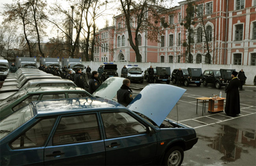 Автопарк міліціонерів поповнився автомобілями ВАЗ, ГАЗ, УАЗ та Рено