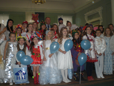 Сьогодні до Полтавської міської ради завітали діти-янголи з різних куточків Євразії