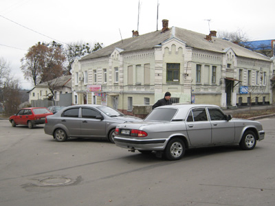 ДТП у Полтаві: Волга зіштовхнулася з Chevrolet
