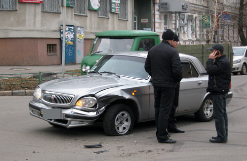 ДТП у Полтаві: Волга зіштовхнулася з Chevrolet
