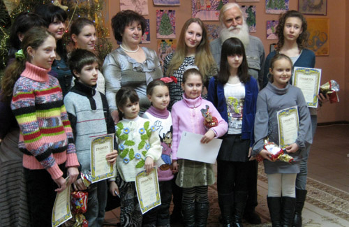 У Полтаві нагородили авторів «зимових» малюнків та дали по цукерці волонтерам
