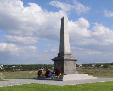 Пам'ятник загиблим воїнам