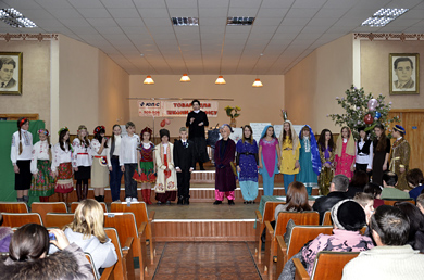 В Полтаве школьники провели уникальный музыкальный КВН
