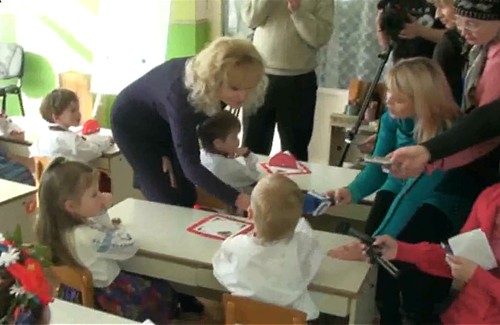 Ирина Фарион в детском садике Львова