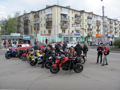 Байкеры на площади Зыгина