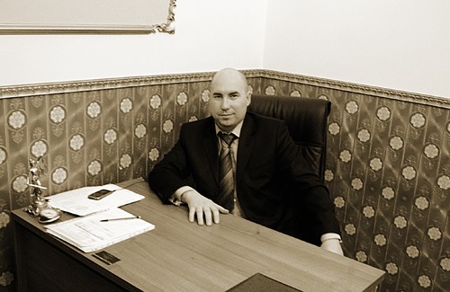 Андрей Юрьевич Тарапата — киевский адвокат в Полтаве