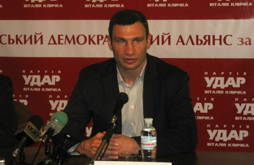 Виталий Кличко в Полтаве прокомментировал свое участие в рекламе пива