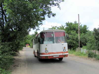 Автобус ЛАЗ-695Н на маршруте № 10 (ул. Лысенко, Червонный Шлях)