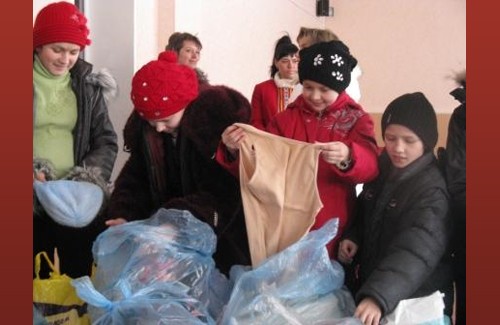Партія «Третя сила» передала одяг до Миргородської спецшколи-інтернату для дітей з вадами слуху