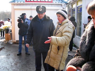 продавщиця пояснила правоохоронцям, що проліски дісталися їй від кримчан, які приїхали у Полтаву на «сезонний підробіток»