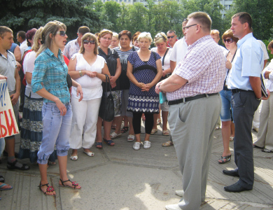 Мітинг батьків учнів Соколовобалківської школи