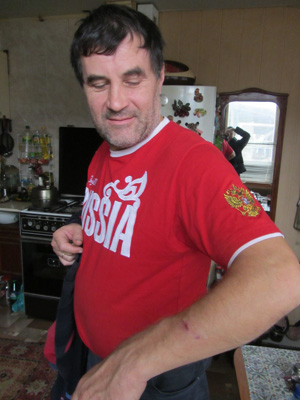 Полтавского предпринимателя обстреляли среди ночи в собственном дворе