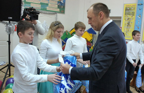 Олександр Мамай відвідав дитячий притулок «Любисток»