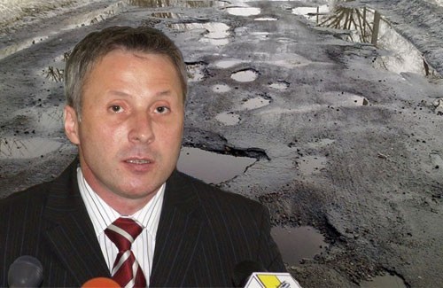 Андрій Матковський закликав економити кошти і нагадав про ремонт доріг