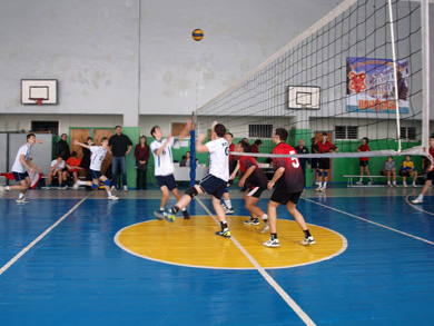 У Полтаві відкрили міжнародний турнір з волейболу