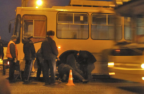 У Полтаві тролейбус знов «зламав» колесо